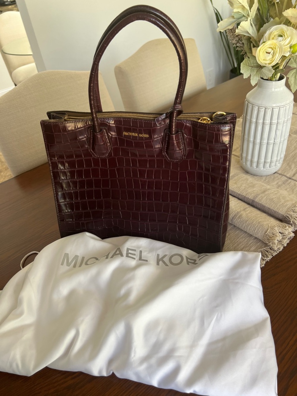 Michael Kors Scarlett Medium Crocodile
Embossed Patent Leather Satchel